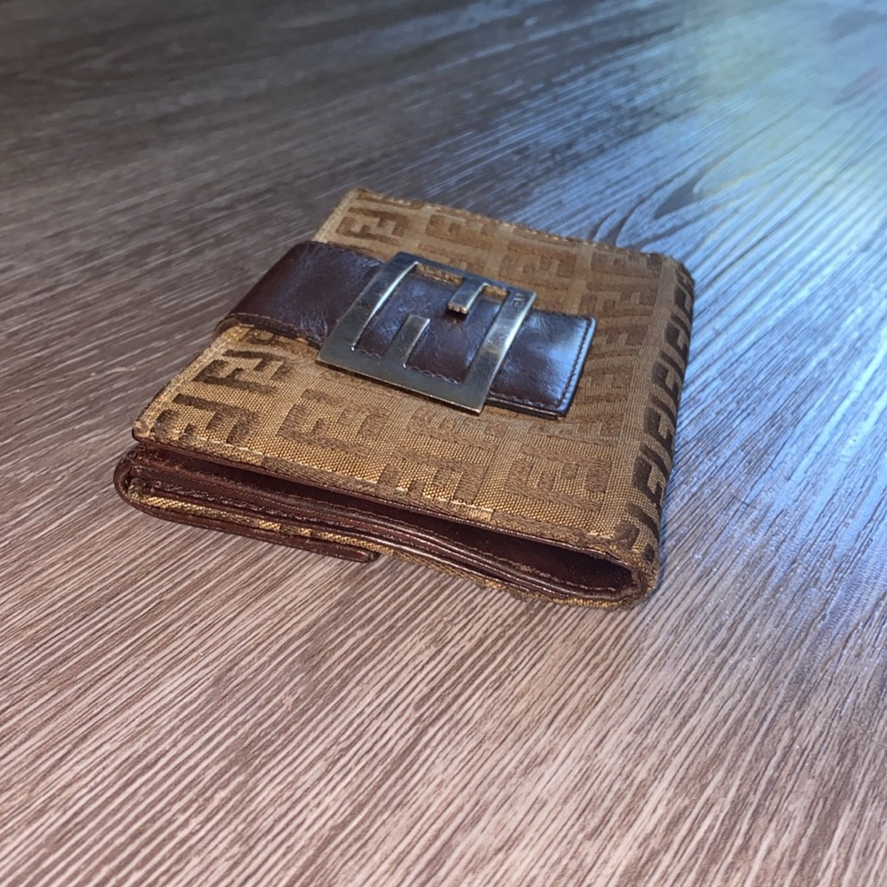 Fendi Brown Zucca Monogram Vintage Wallet - Picture 12 of 16